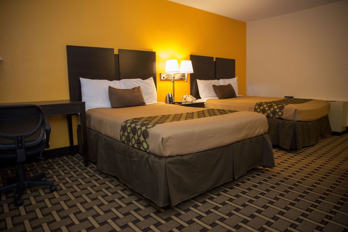 Standard Room, 2 Double Beds | Premium bedding, blackout curtains, iron/ironing board, free WiFi