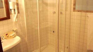 Bathroom shower - Club Esse Pila 2000 (Gressan)