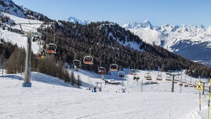 Snow and ski sports - Club Esse Pila 2000 (Gressan)
