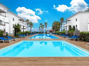 Seasonal outdoor pool, sun loungers - Vacanceole Sognu Di Rena (San-Nicolao)