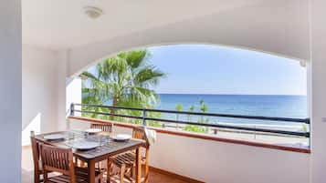 Apartment, 2 Bedrooms, Sea View (6 personnes) | Balcony view