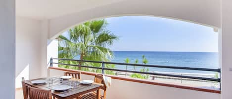 Apartment, 2 Bedrooms, Sea View (6 personnes) | Balcony view