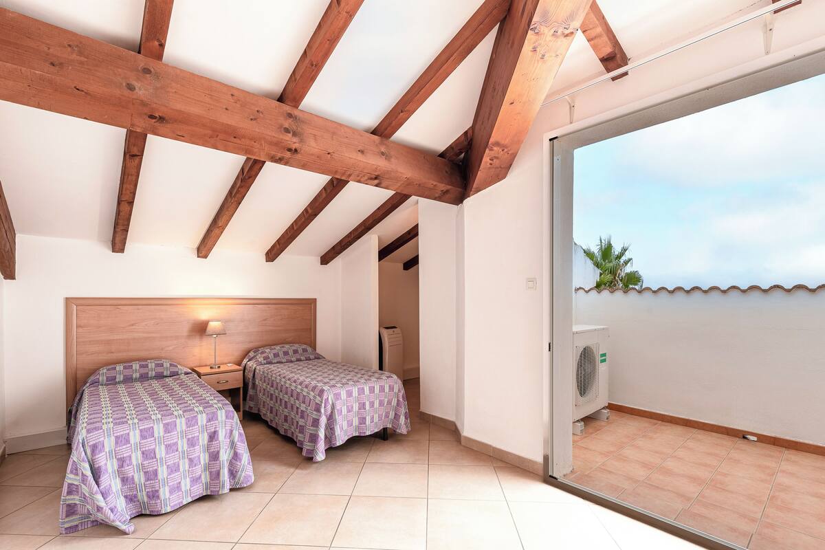 Appartement 4 pièces 8 personnes vue Mer | 객실 내 금고, 다리미/다리미판, 유아용 침대
