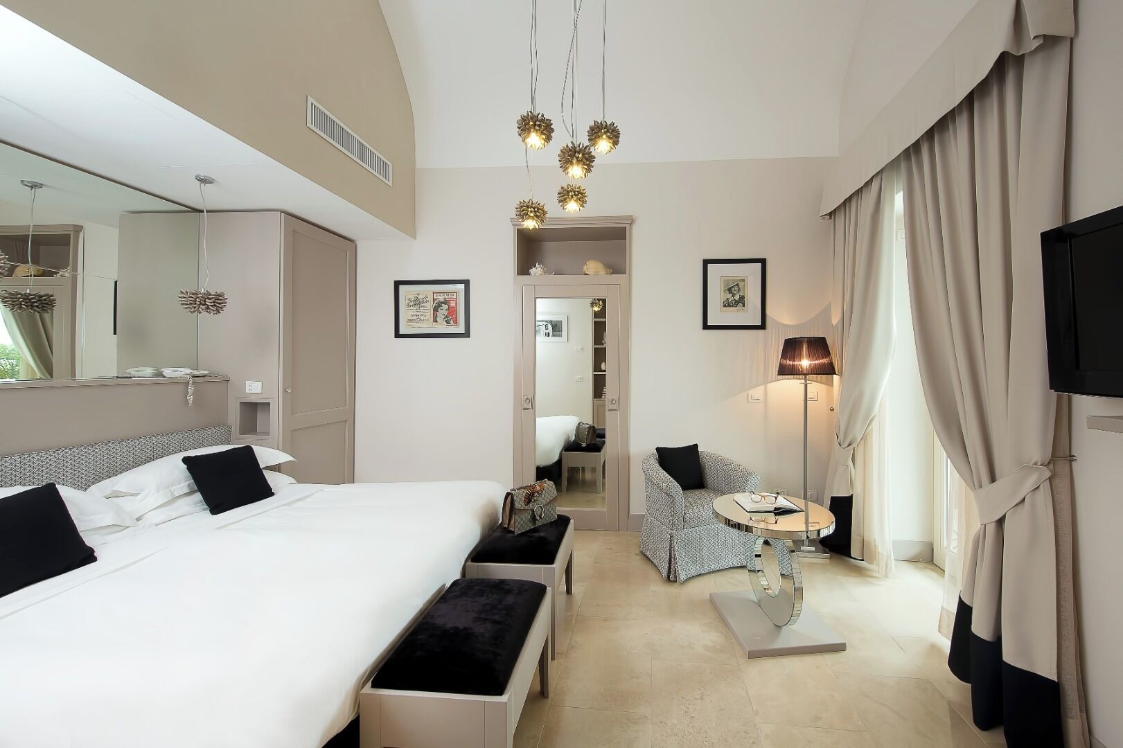 Suite Sea View | Italienske Frette-laken og sengetøy av topp kvalitet