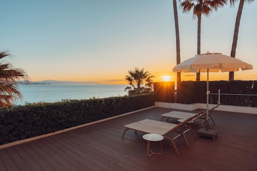 Ramada Hotel & Suites by Wyndham Costa del Sol