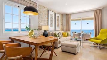 Laptopgeeigneter Arbeitsplatz, BĂŒgeleisen/BĂŒgelbrett, kostenloses WLAN