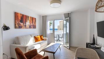 Laptopgeeigneter Arbeitsplatz, BĂŒgeleisen/BĂŒgelbrett, kostenloses WLAN