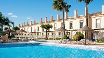 Skrivebord for bærbar PC, strykejern/-brett og wi-fi (inkludert)