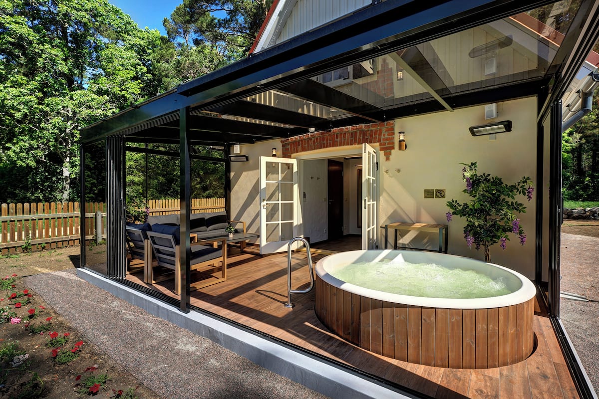 villa | terrace/patio