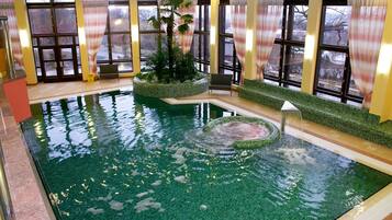 Indoor pool, pool loungers