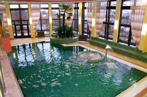 Indoor pool, pool loungers