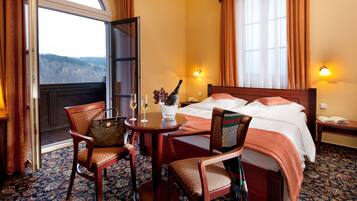 1 bedroom, minibar, in-room safe, desk