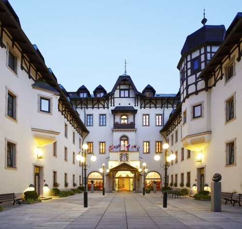 Chateau Monty Spa Resort