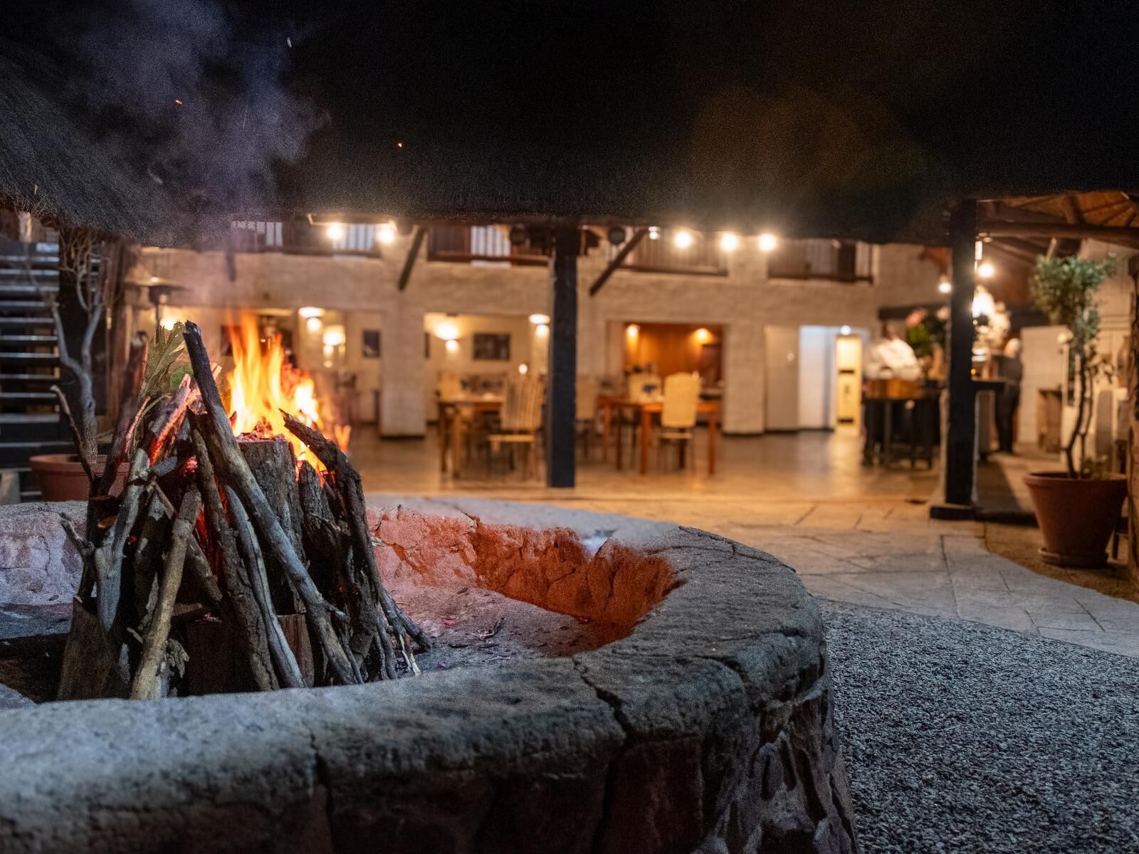 المنشأة من الخارج