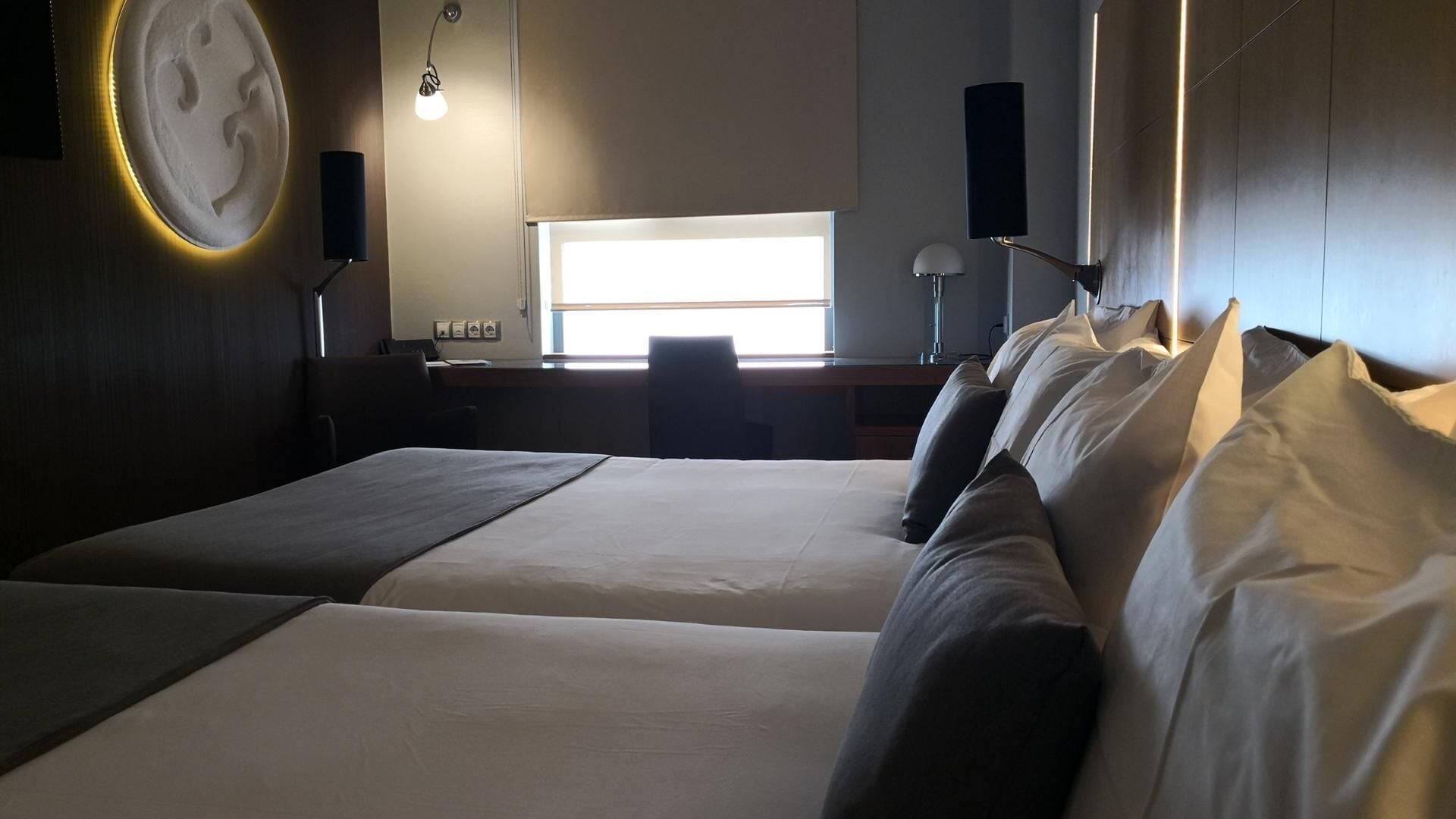 6 bedrooms, minibar, in-room safe, desk