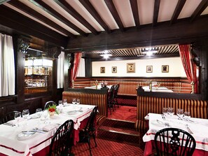 Dining - Hotel Zlatnik (Belgrade)