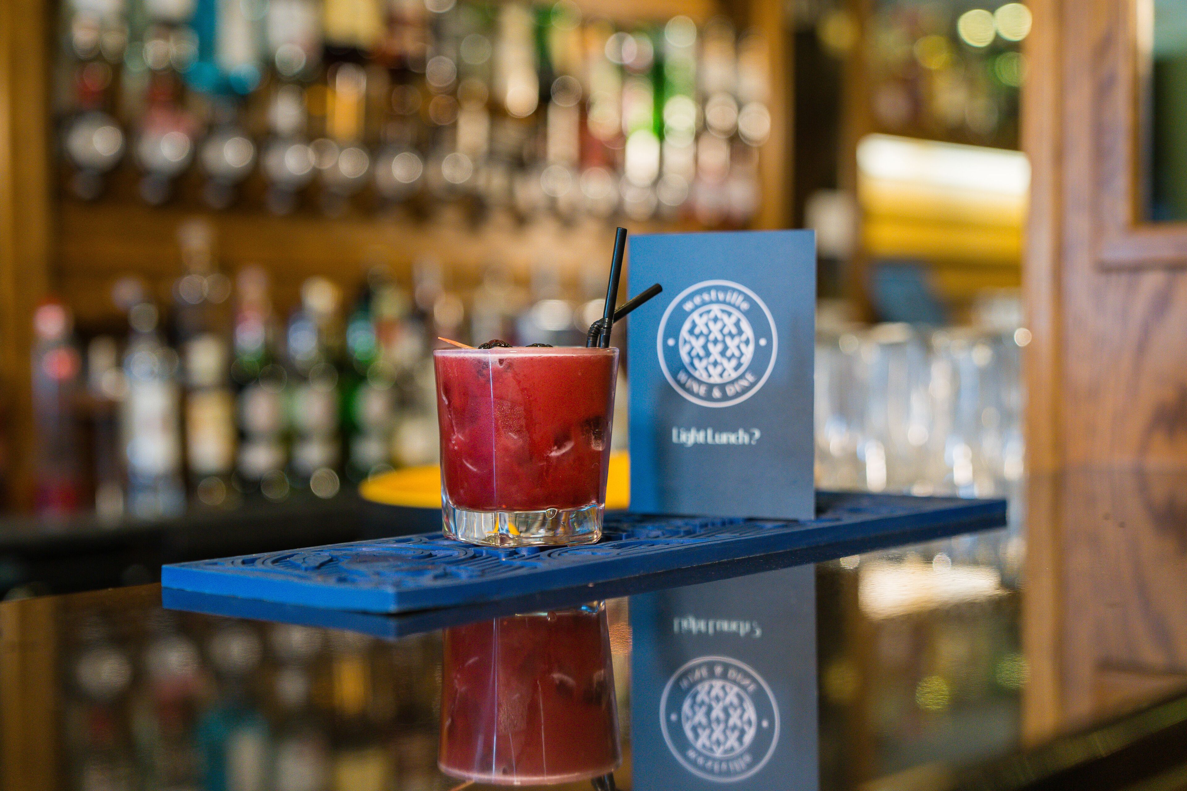 serves lunch and dinner