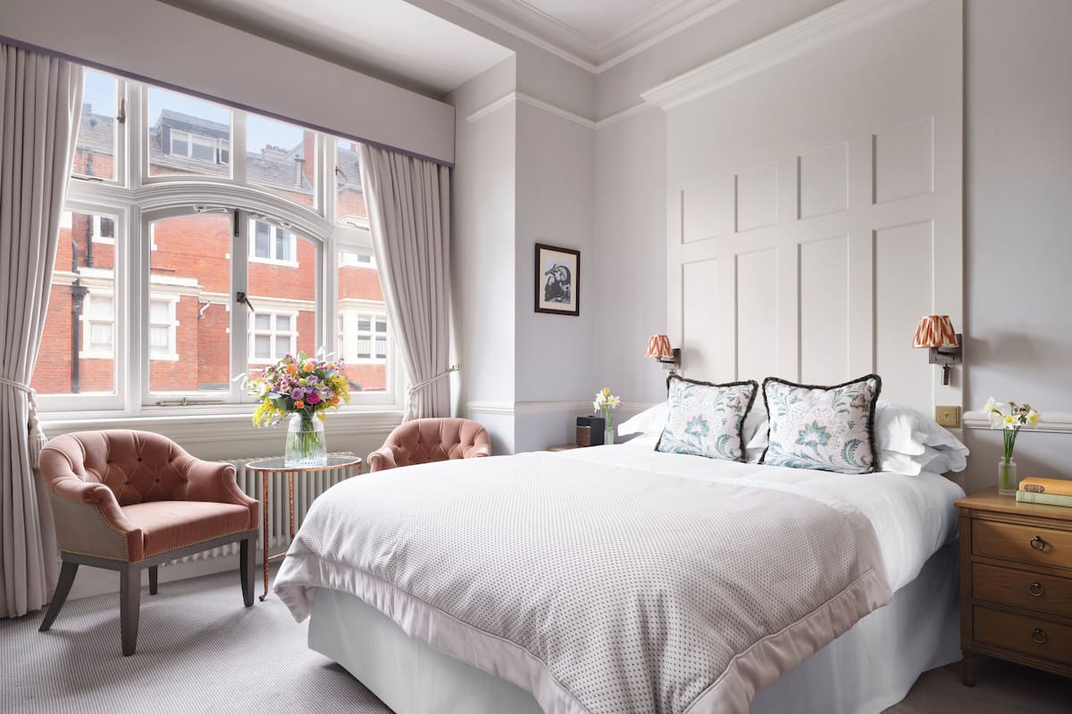 Superior Queen Room at 11 Cadogan Gardens | 1 soveværelse, premium-sengetøj, dundyner, pengeskab på værelset