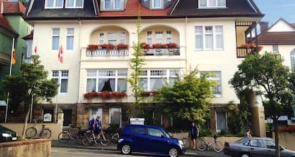 Kurvilla Fürstin Pauline