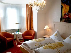 Coffres-forts dans les chambres, bureau, lits bébé (en supplément)