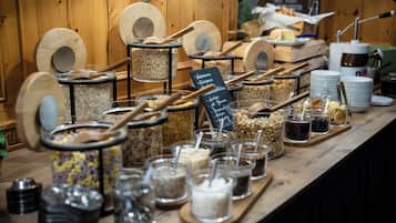 Tägliches inbegriffenes Frühstücksbuffet