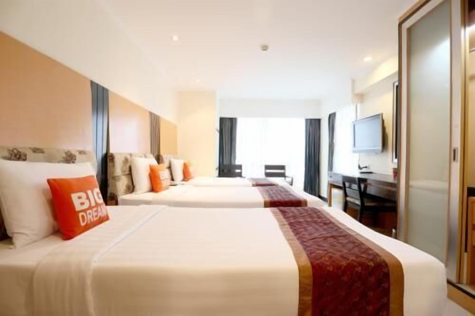 미니바, 객실 내 금고, 책상, 방음 설비