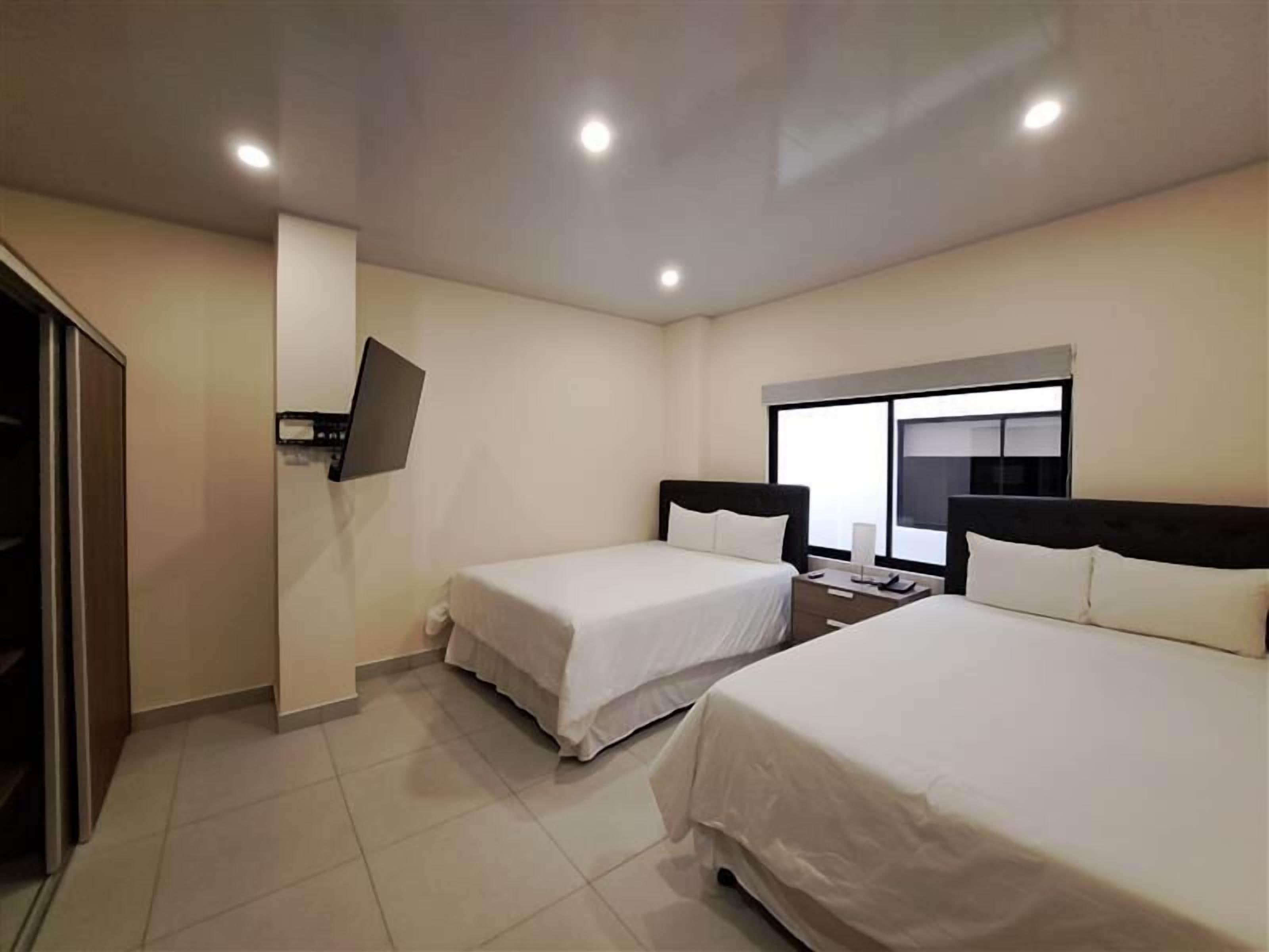 华丽别墅 | 羽绒被、记忆海绵床垫、客房内保险箱、熨斗/熨衣板