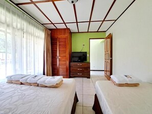 Villa Studio | 2 間睡房、羽絨被、記憶棉床墊、房內夾萬