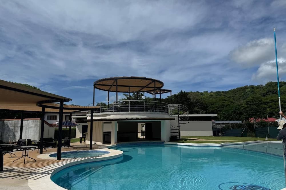 Nacazcol Hotel and Villas