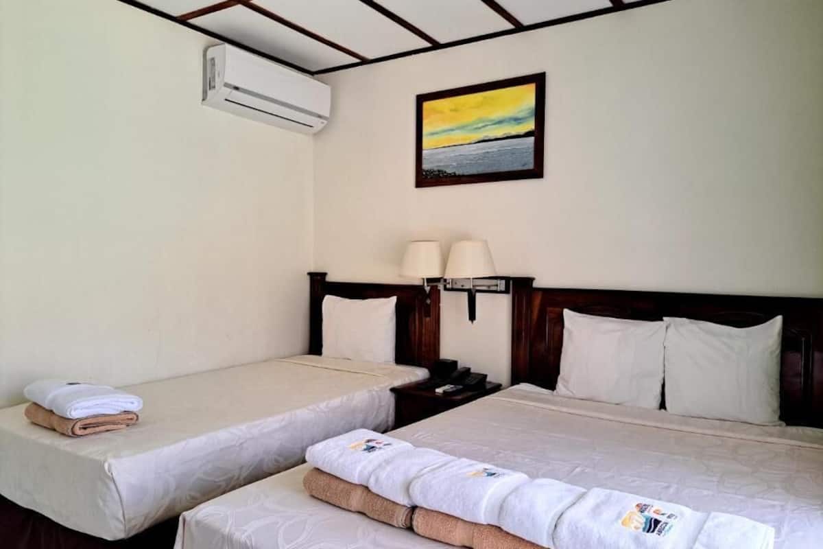 Villa | 2 bedrooms, down comforters, memory foam beds, in-room safe