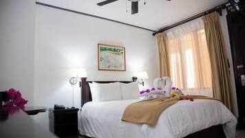 Double Room | Down comforters, memory foam beds, in-room safe, iron/ironing board