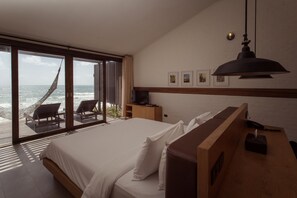 Bungalow, Beachfront | Minibar, in-room safe, desk, iron/ironing board - Baan Talay Resort (Koh Samui)