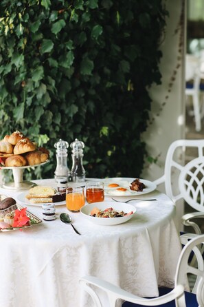 Free buffet breakfast  - Hotel Aurelia (Cervia)