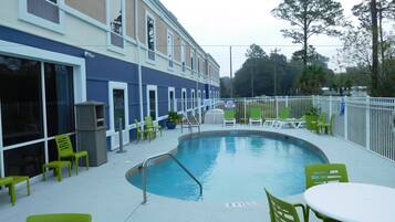 Alberca al aire libre