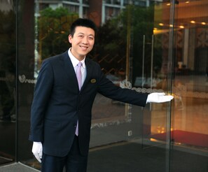 숙박 시설 입구