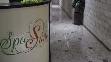 Sauna, hot tub, Turkish bath, aromatherapy, deep-tissue massages