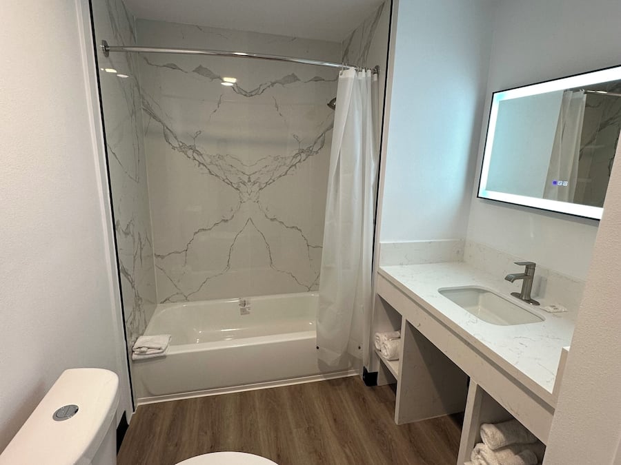 Desk, laptop workspace, free WiFi, bed sheets