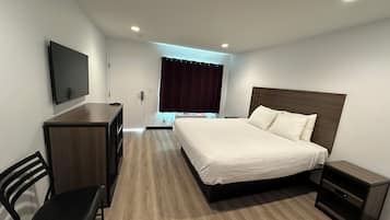 Habitación estándar, 1 cama King size, para no fumadores | Escritorio, espacio para trabajar con laptop y wifi gratis