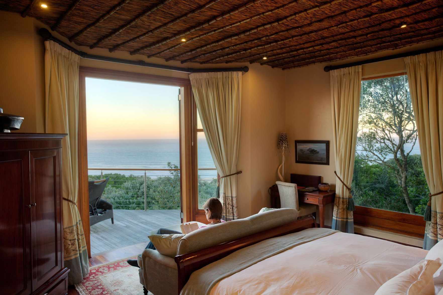 Allergivenligt sengetøj, Select Comfort-senge, minibar