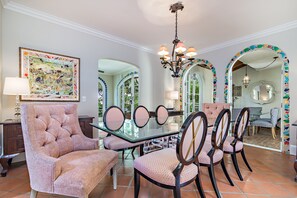Interior - Grandview Gardens (West Palm Beach)