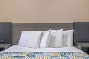 書桌、熨斗/熨衫板、免費 Wi-Fi、床單