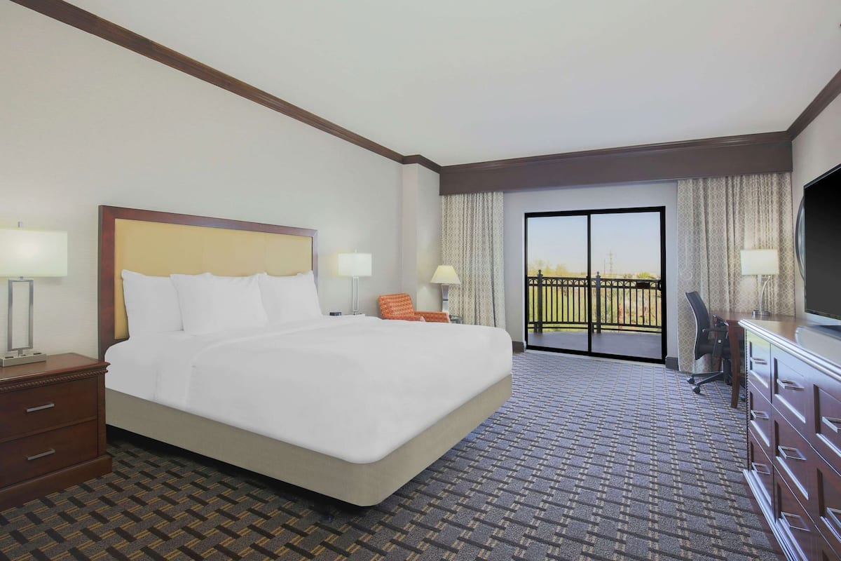 Premium bedding, down duvets, pillow-top beds, in-room safe