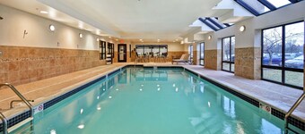 Hampton Inn & Suites Detroit-Canton