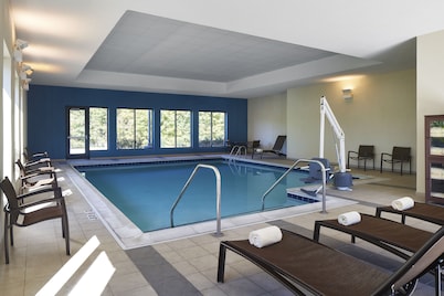 Hyatt Select Richmond Airport