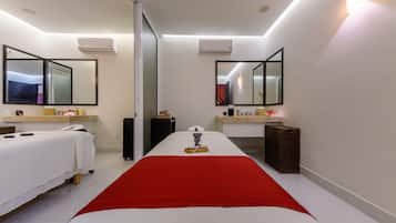 Een bubbelbad, lichaamsbehandelingen, aromatherapie, hotstone-massages