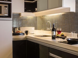 Suíte, 1 quarto (No Balcony) | Roupas de cama de algodão egípcio, roupas de cama premium