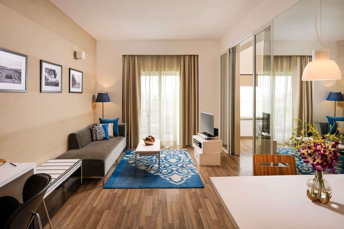 Suite, 2 Bedrooms, Balcony | Egyptian cotton sheets, premium bedding, down comforters, minibar