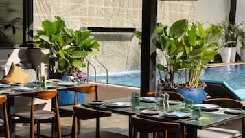 Frühstück, Mittagessen, Abendessen, Speisen im Freien