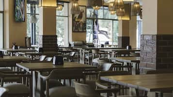 Breakfast, lunch and dinner served