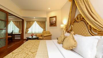 Habitació estàndard | Roba de llit d'alta qualitat, minibar i caixa forta a l'habitació